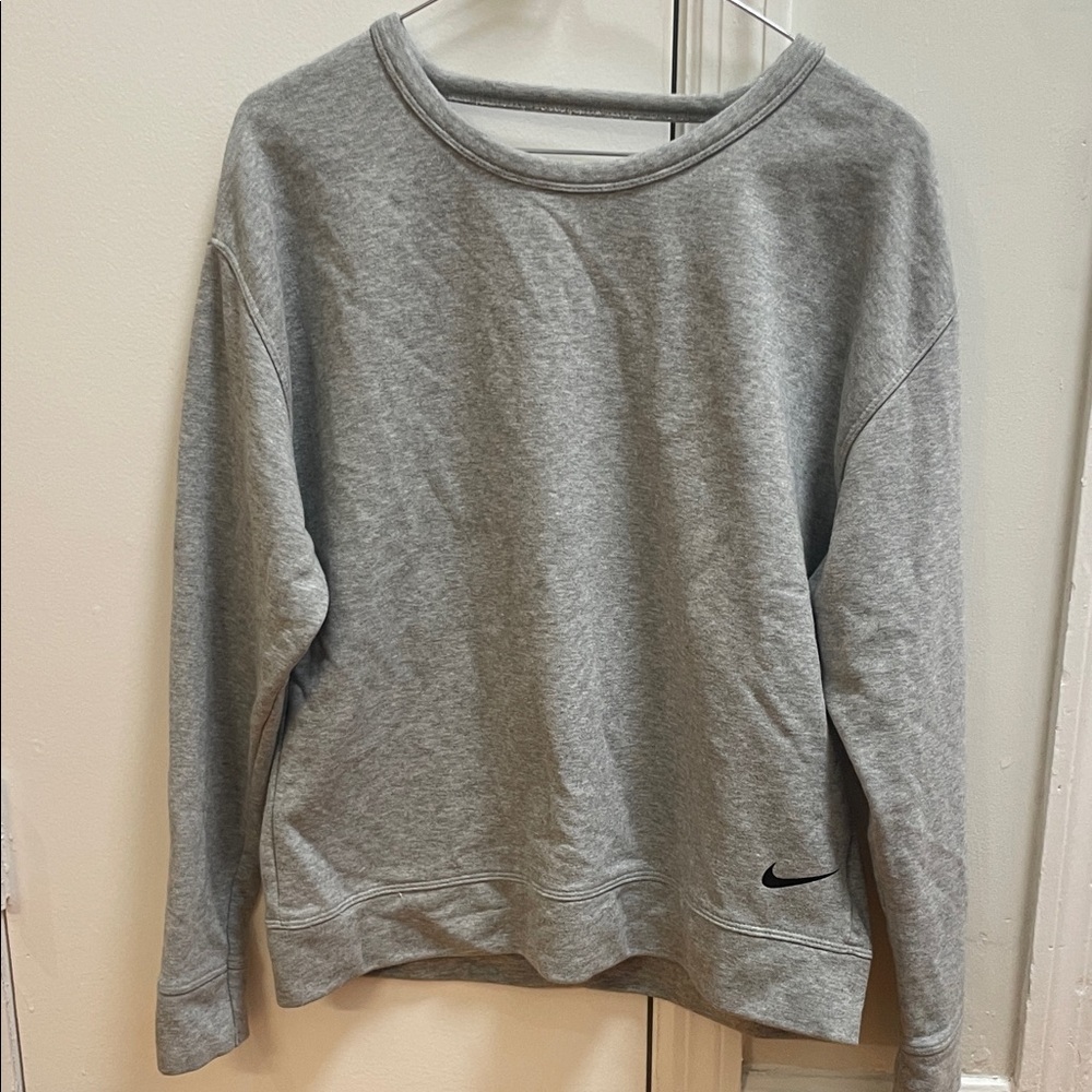 Nike Women's Classic Gray Crew Neck Pullover